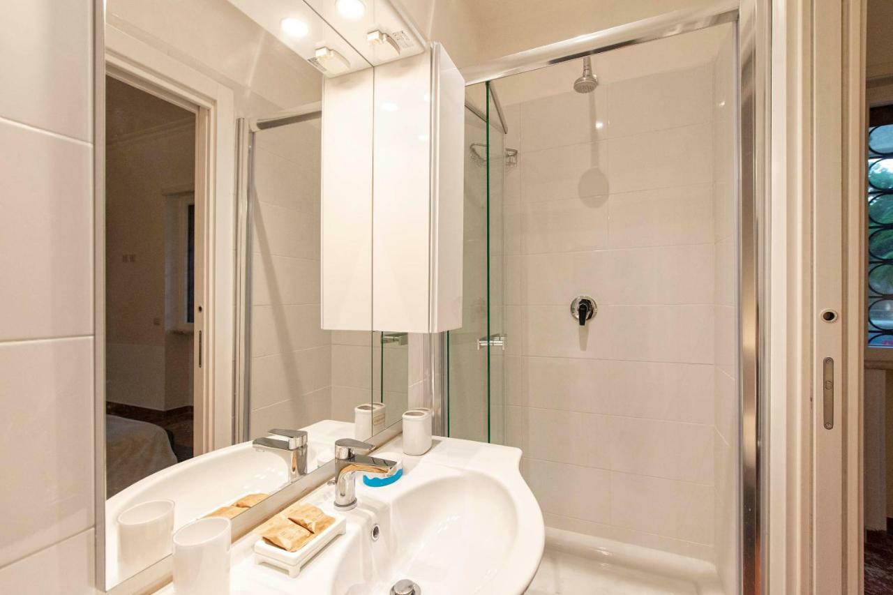 Vatican Holiday Apartment 307 Рим Экстерьер фото